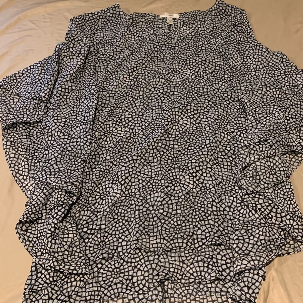 Flowing patterned blouse (lightweight)